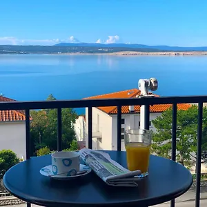 apartments-julija-crikvenica.primorje-gorskikotar.com/